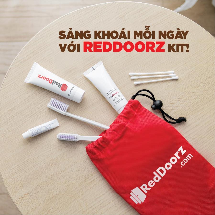 RedDoorz Plus near Ben Thanh Market Ho-Chi-Minh-Stadt Exterior foto