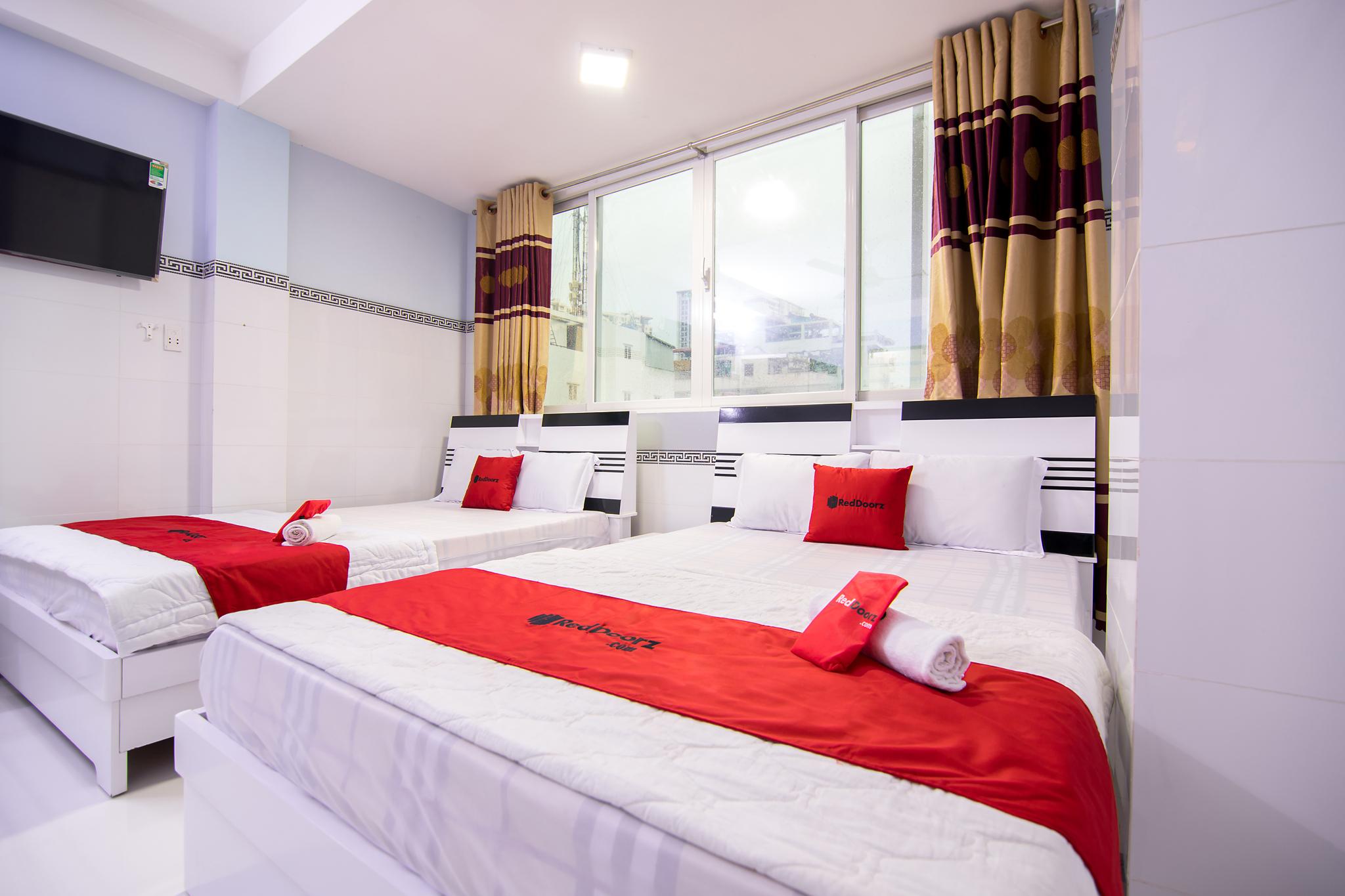 RedDoorz Plus near Ben Thanh Market Ho-Chi-Minh-Stadt Exterior foto